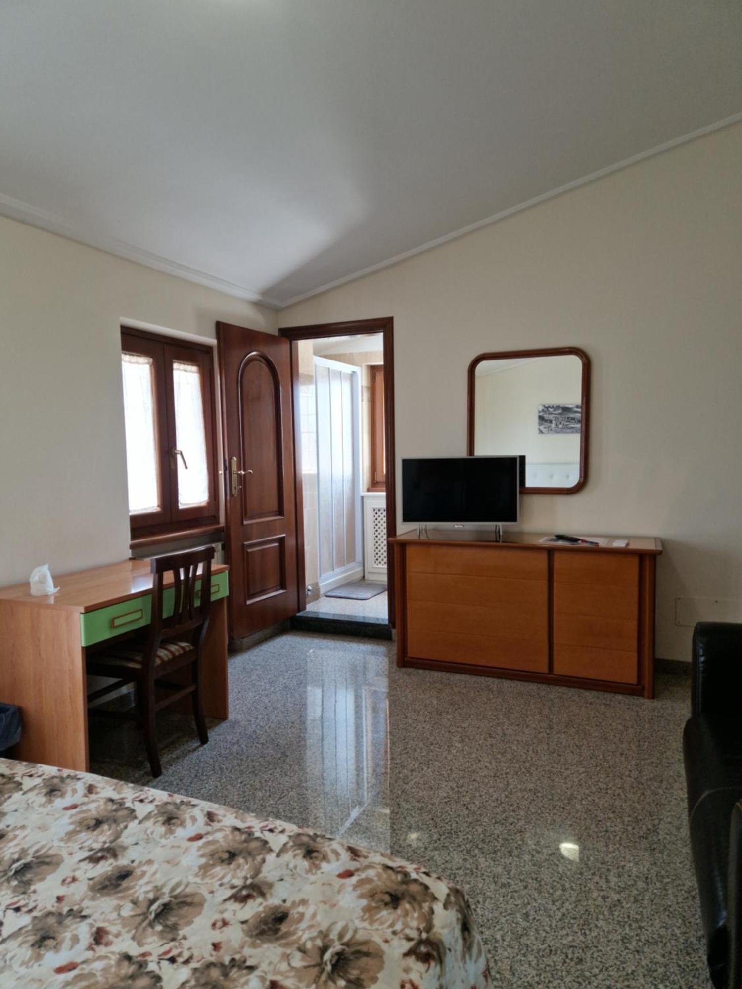 فندق Castelbarco House B روما المظهر الخارجي الصورة
