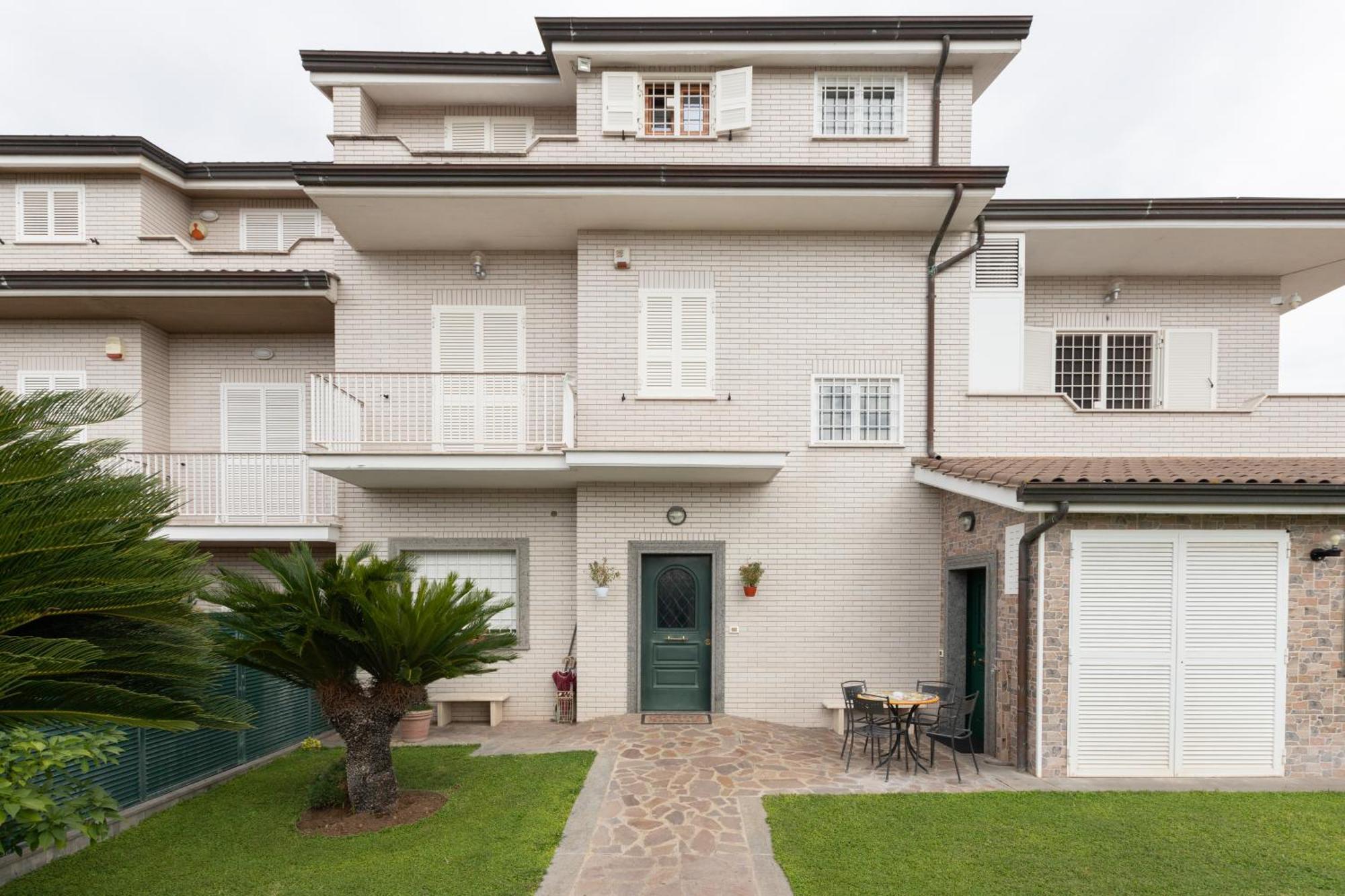 فندق Castelbarco House B روما المظهر الخارجي الصورة